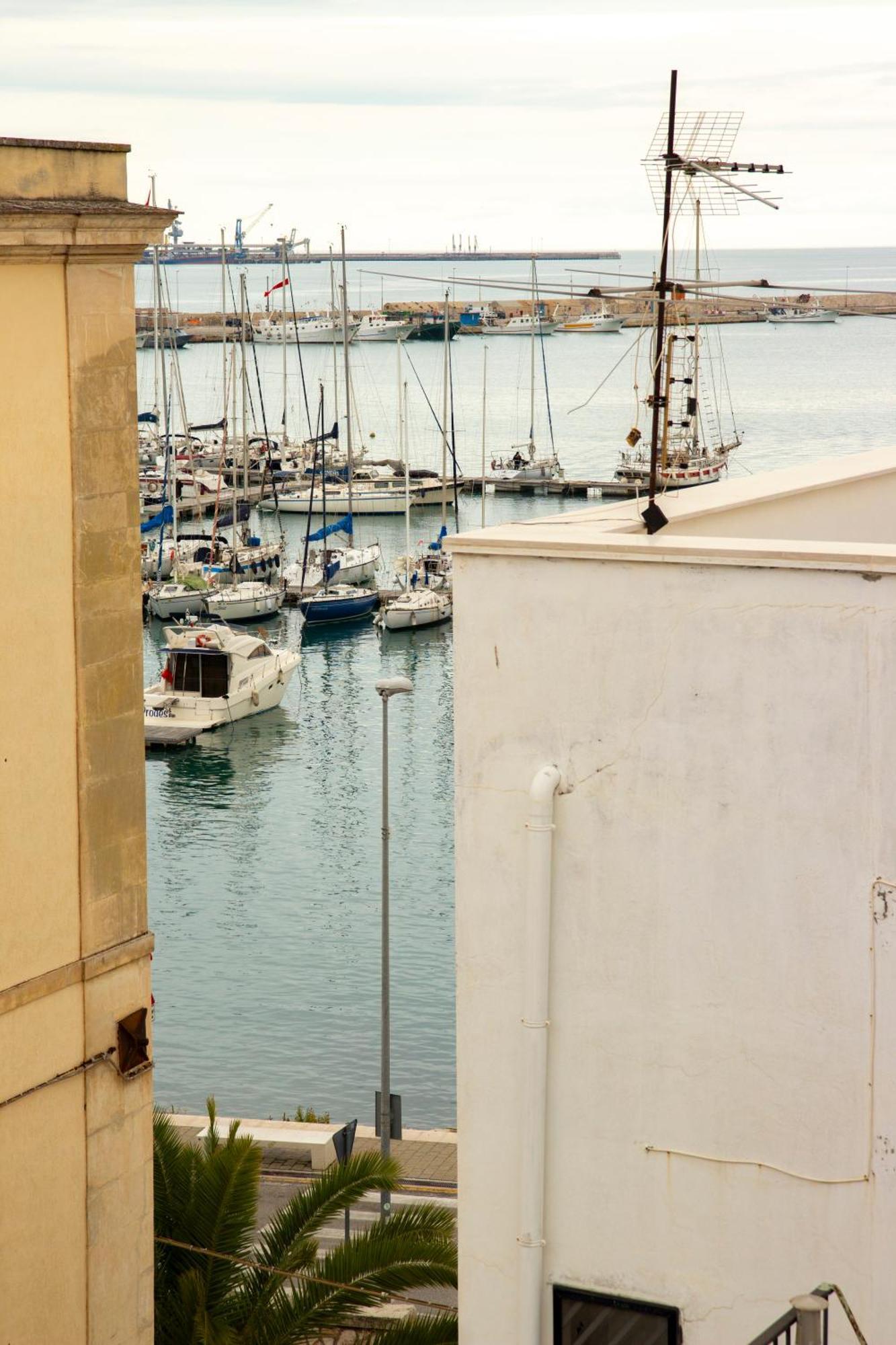 Palazzo Donnamaria Leilighet Manfredonia Eksteriør bilde